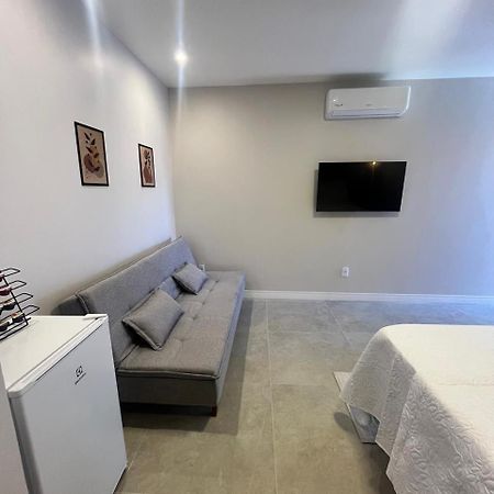 Vivale Suites Арраял-ду-Кабу Экстерьер фото